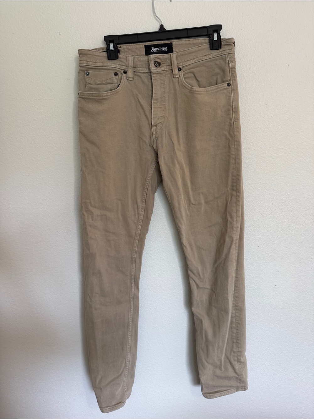Revolution Slim Straight Khaki Chinos in Light Tan